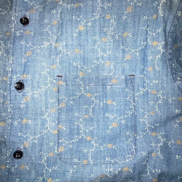 Urban Outfitters Denim Floral Button Down - Picture 3 of 3